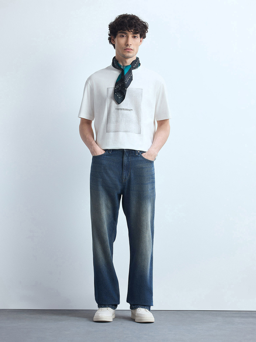 Flying Machine Cobain 90's Men Loose Fit Light Fade Non-Stretchable Jeans