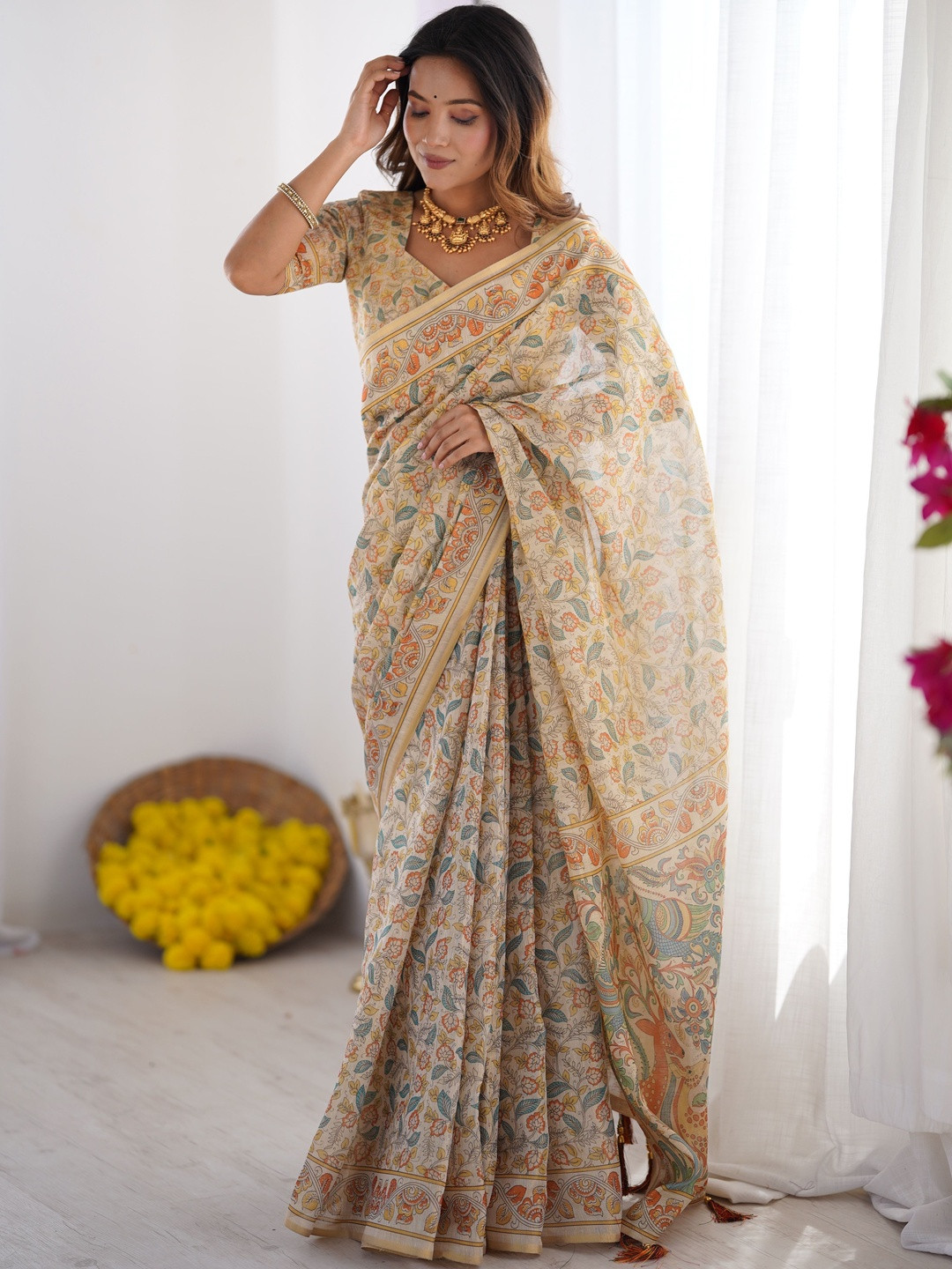 VISVASTA Women Floral Printed Zari Block Print Pure Linen Saree with a Blouse Piece