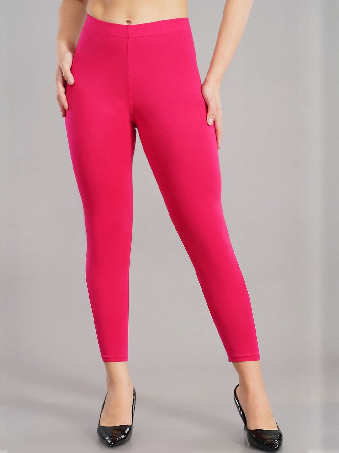 Shruthi Shsuvia Women Cotton Solid Skinny Fit High Ankle Cropped Leggings