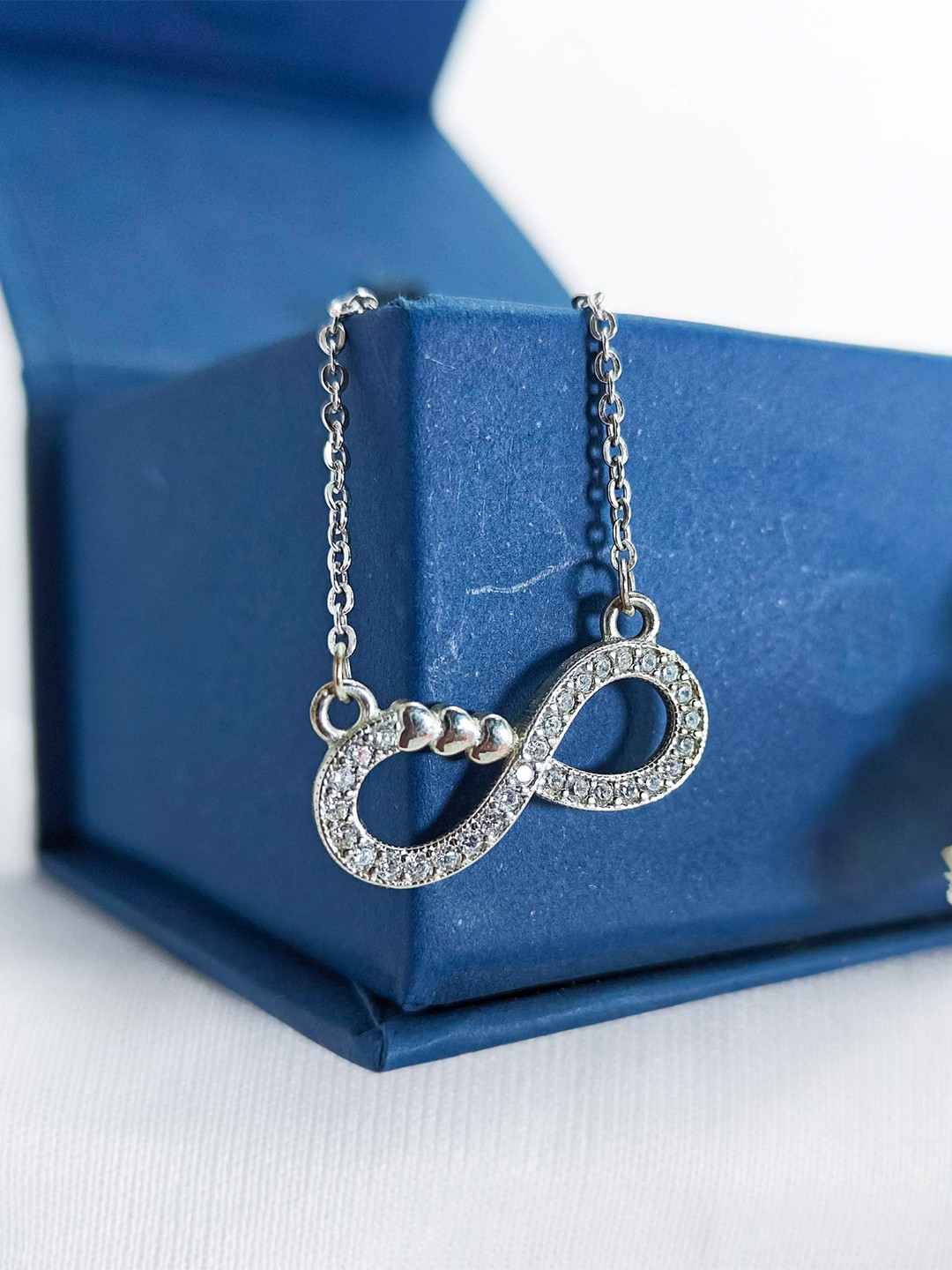 Women 925 Silver Rhodium Plated Infinity Heart Necklace