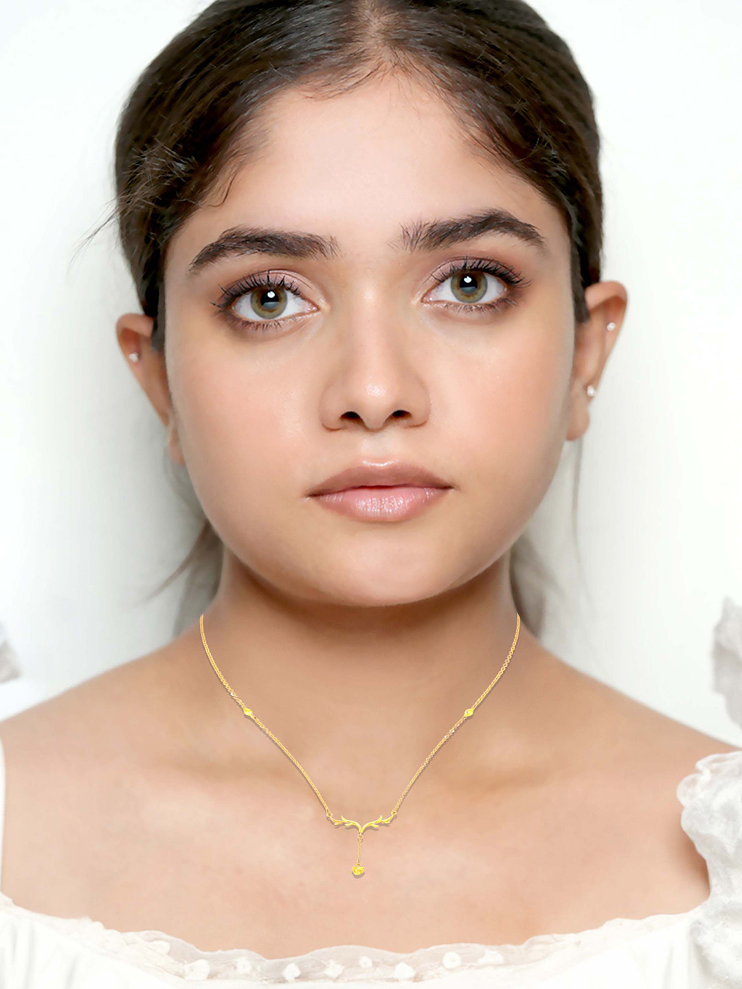 BHIMA 22KT Gold BIS Hallmark 916 Purity Gold Antler Charm Bird Necklace