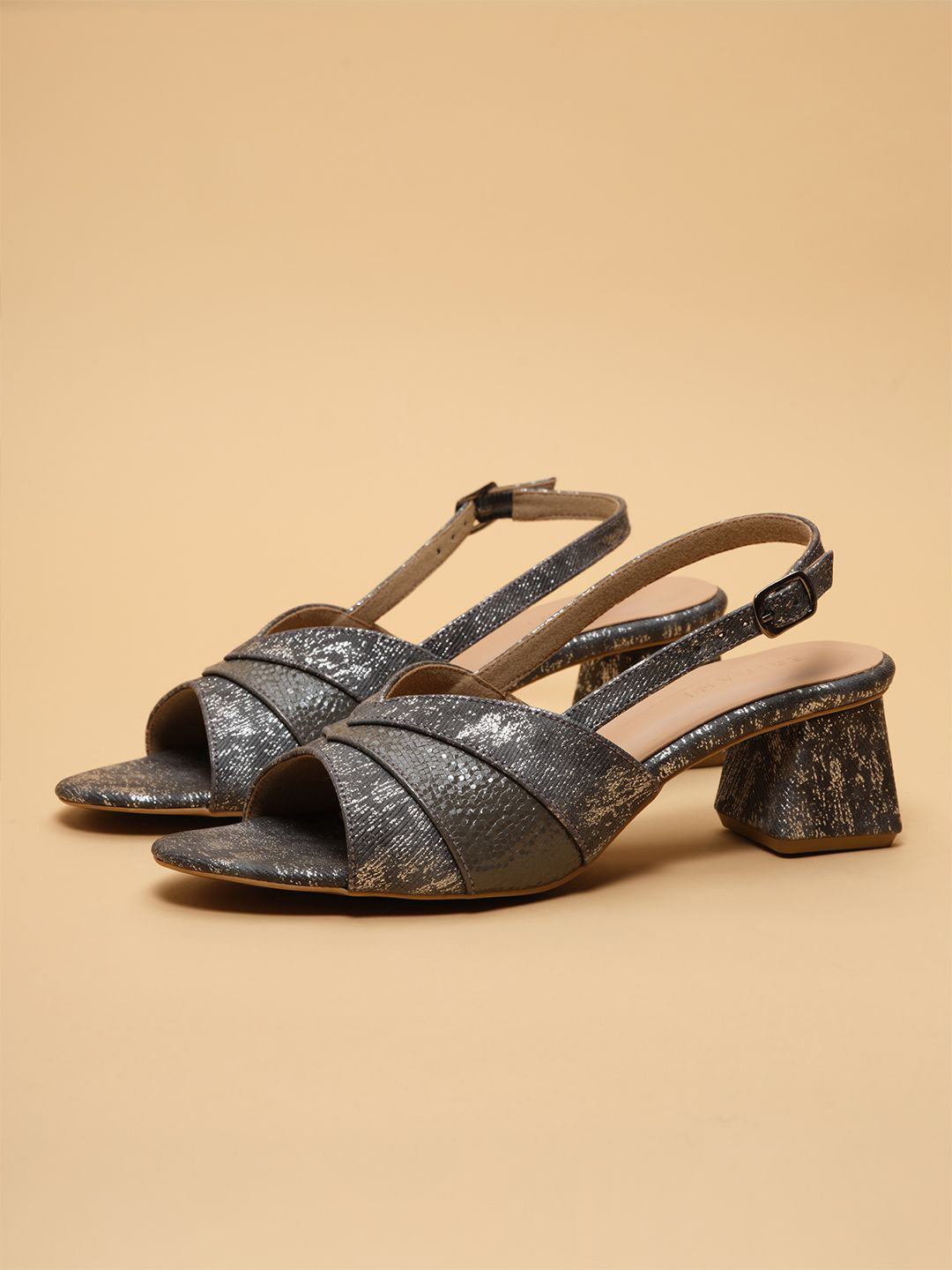 ERIDANI Aroha Block Backstrap Sandals