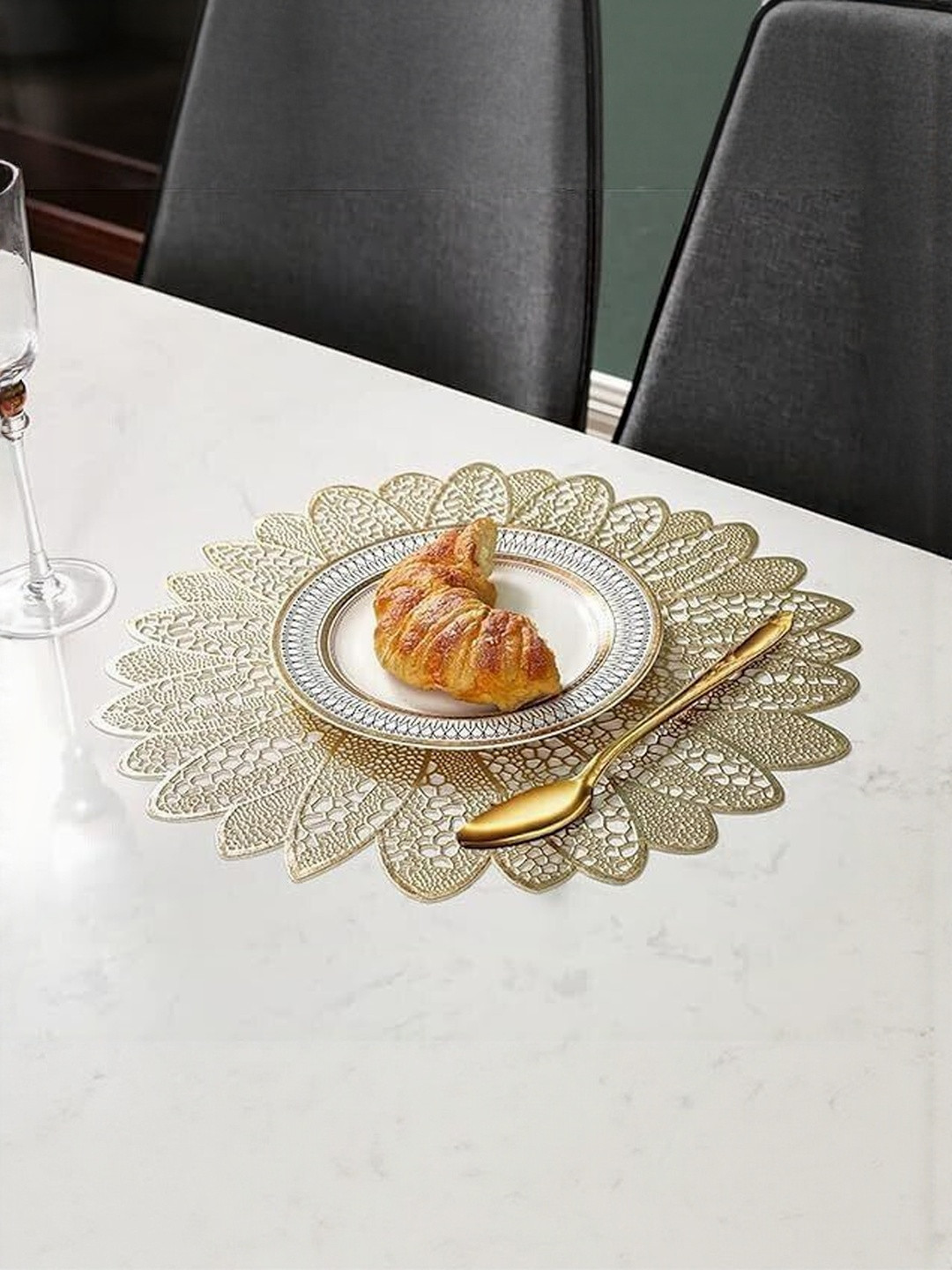 LaVichitra Pack of 6 Flower Design Table Placemats