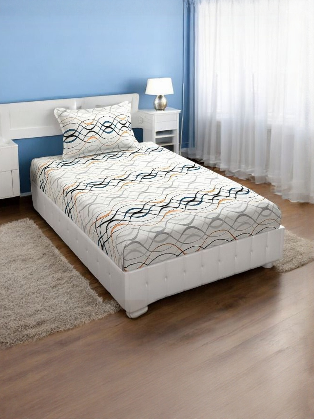 WELLNEST Flat Printed White Bedsheets With 1 Pillow Covers
