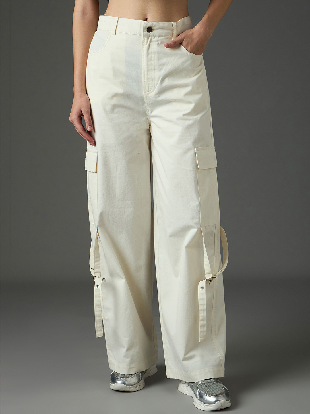 SASSAFRAS Women Straight Fit High-Rise Twill Pocket Loop Detail Cargos Trousers