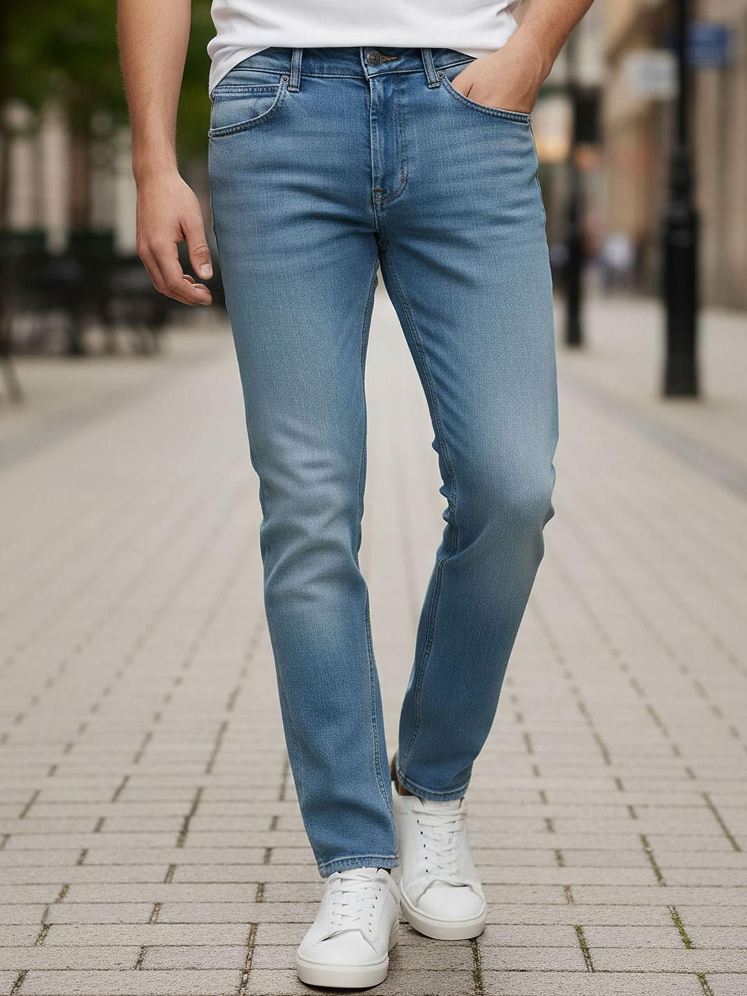 Celio Men Jean Flared Mid-Rise Light Fade Jeans