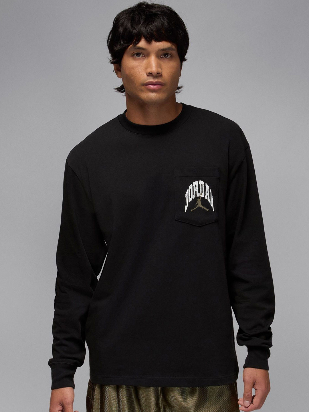 Nike Jordan Brooklyn Men's Realtree Long-Sleeve Pocket Crew Neck Sweatshirt