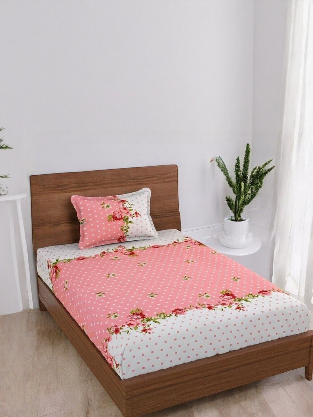WELLNEST Geometric Printed 110 TC Single Bedsheet & 2 Pillow Covers 182.88 X198.12 cm