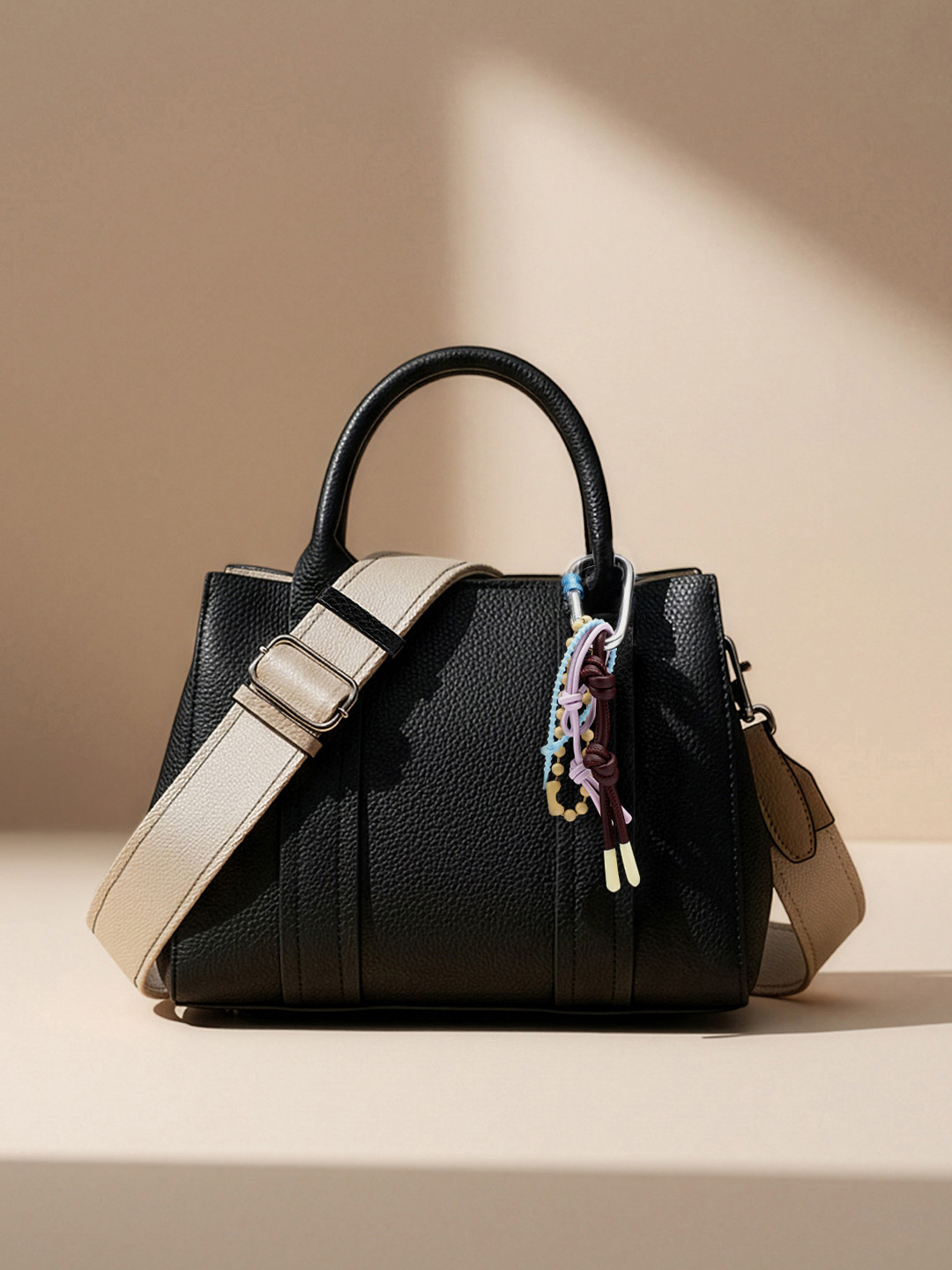 PARFOIS Structured Handheld Bag with Key Chain