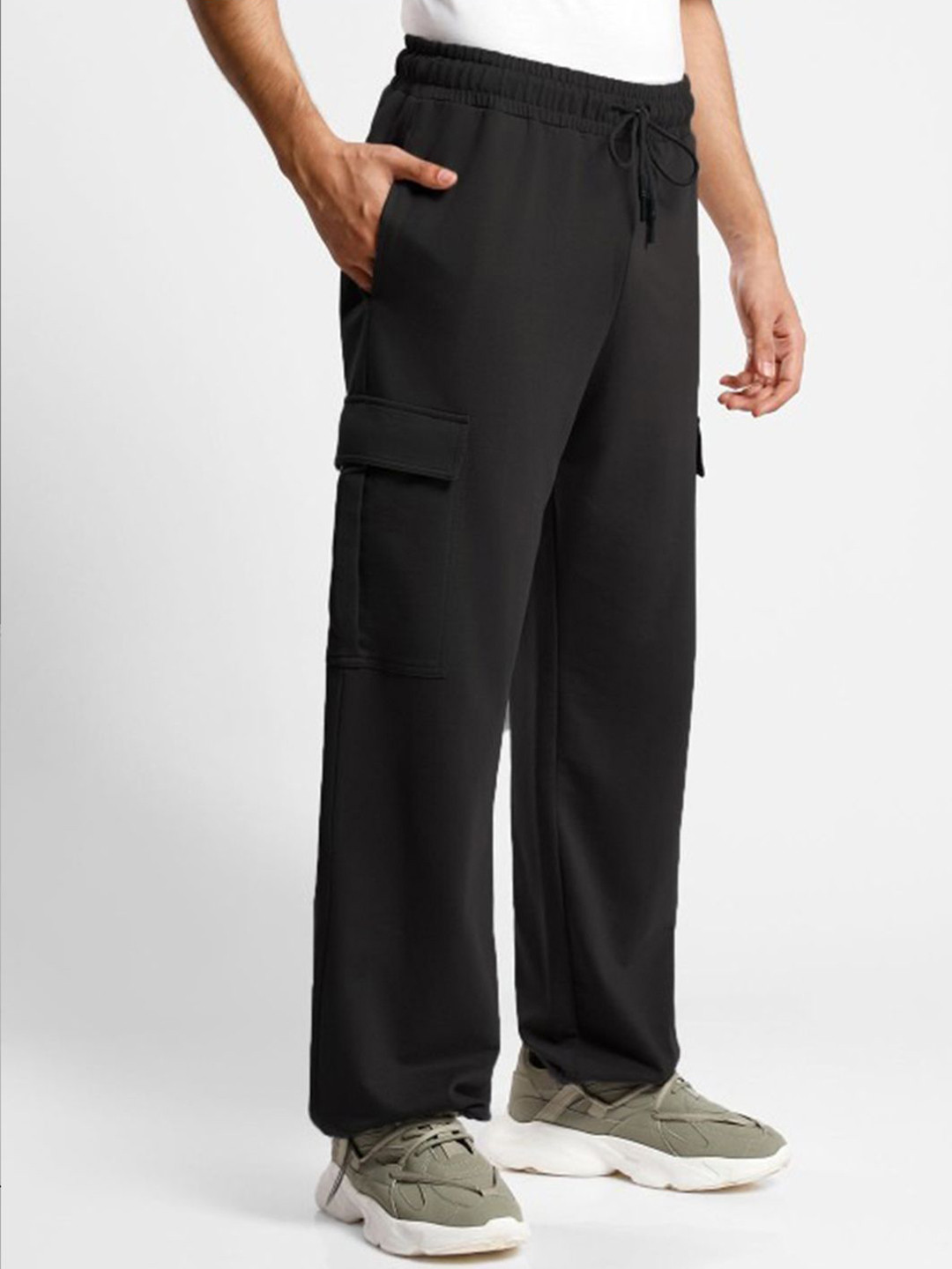 MOUNTAIN COLOURS Men Solid Mid-Rise Cargo Track Pants