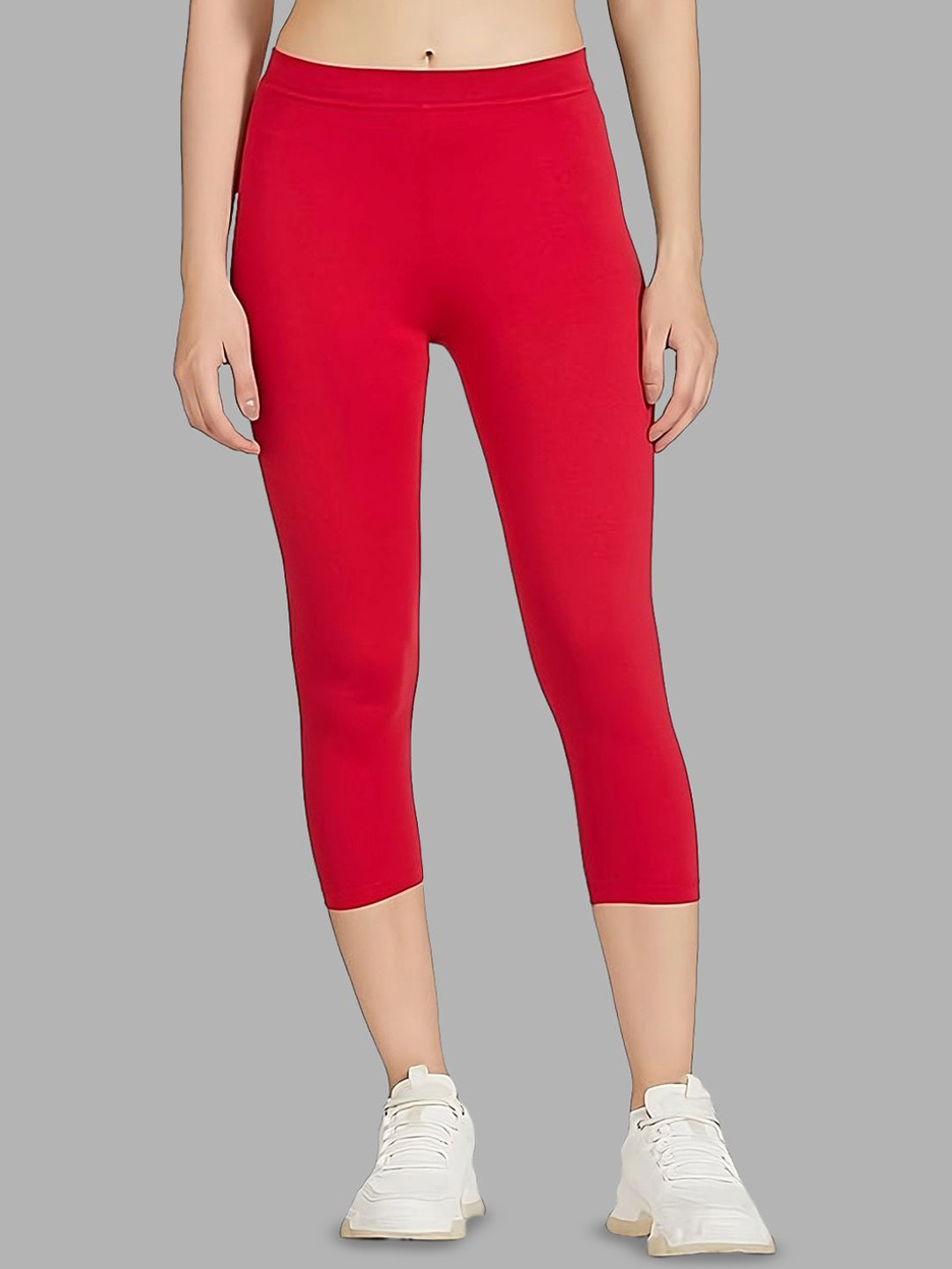 ZAYANQA Women Solid Slim Fit Three-Fourth Length Stretchable Cotton Red Capri Leggings