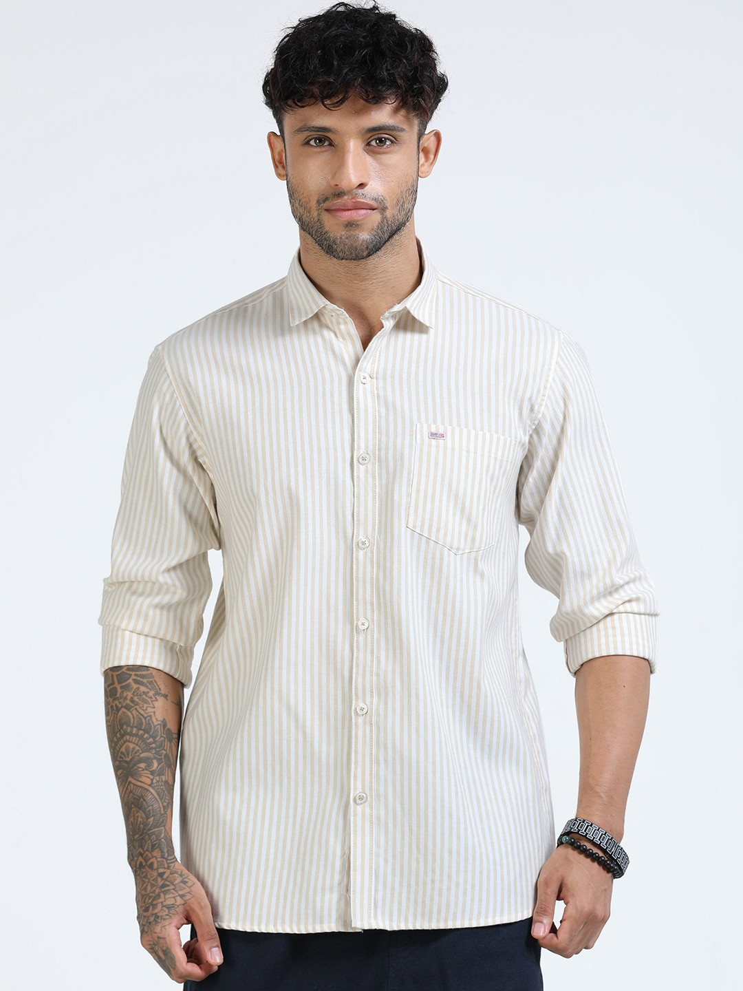 U.S. PITCHERS Men Regular Fit Vertical Striped Casual Shirt