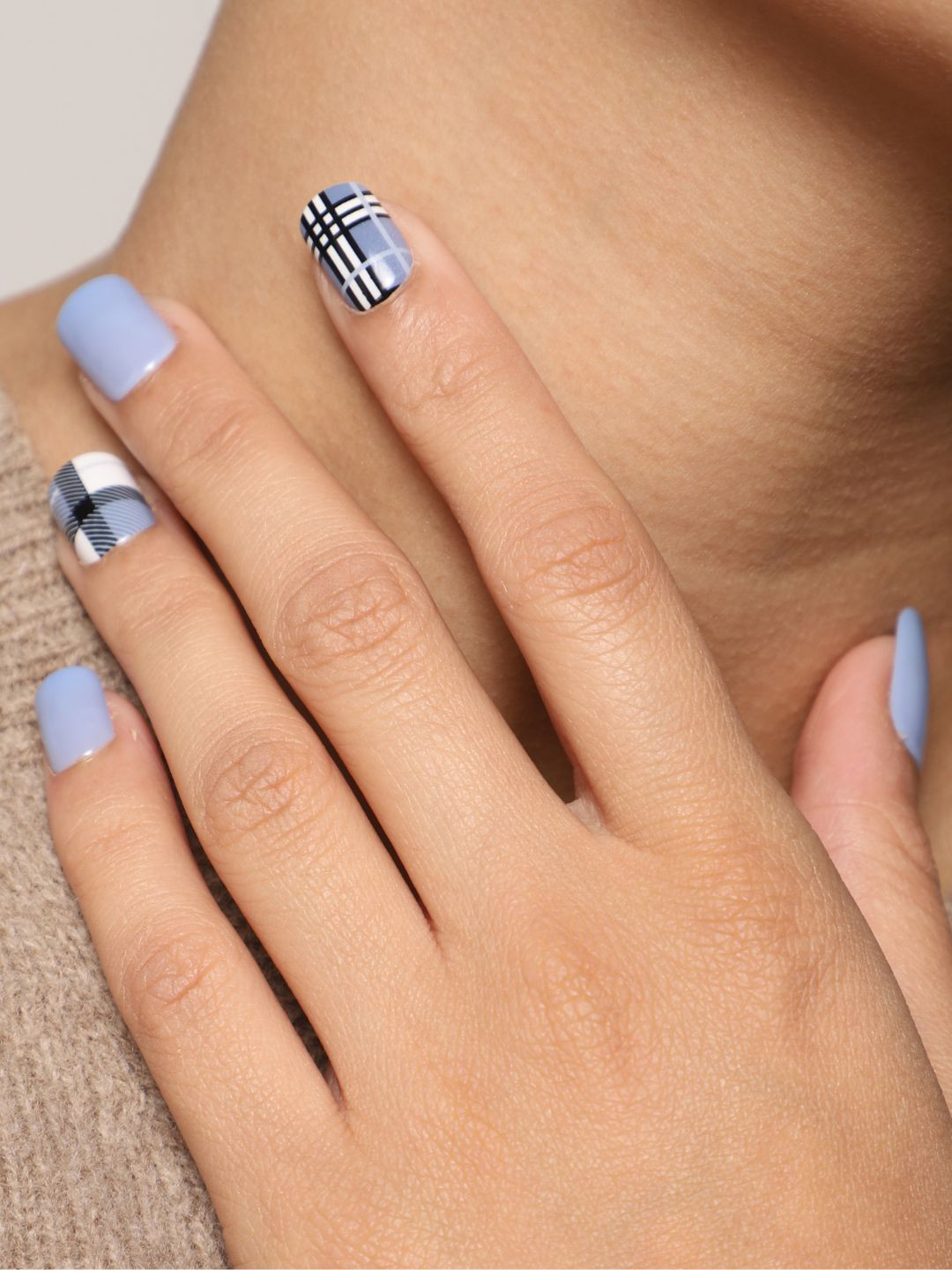 LICK  30 Pcs Reusable Matte Marroon Acrylic Nail Artificial Nail Set