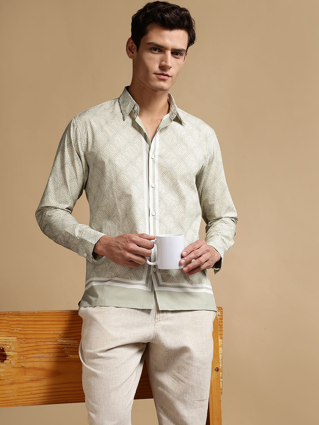 Eszett Breezy Ethnic Motifs Printed Spread Collar Cotton Casual Shirt