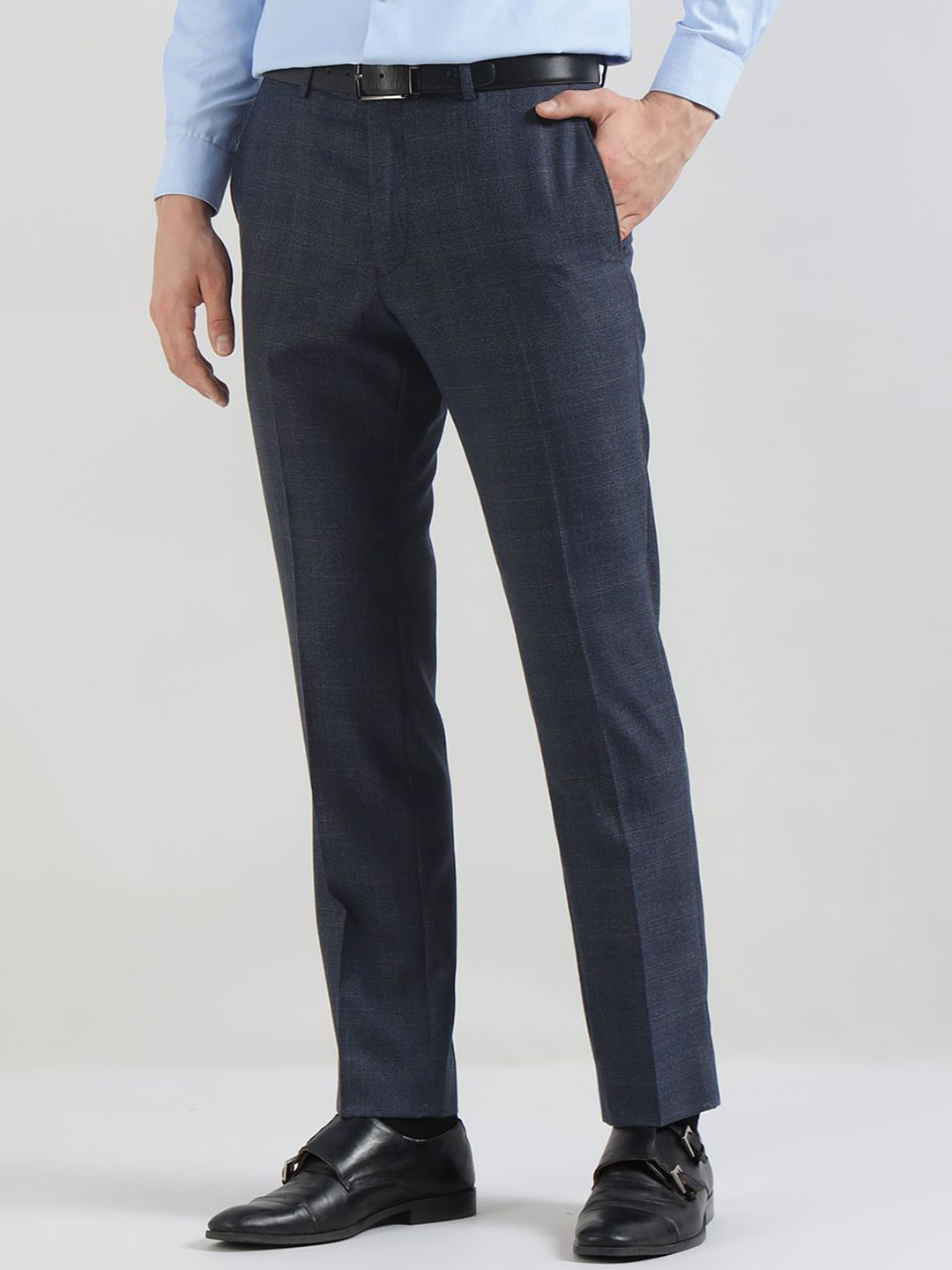 Fred Perry Men Textured Regular Fit Mid-Rise Formal Trousers