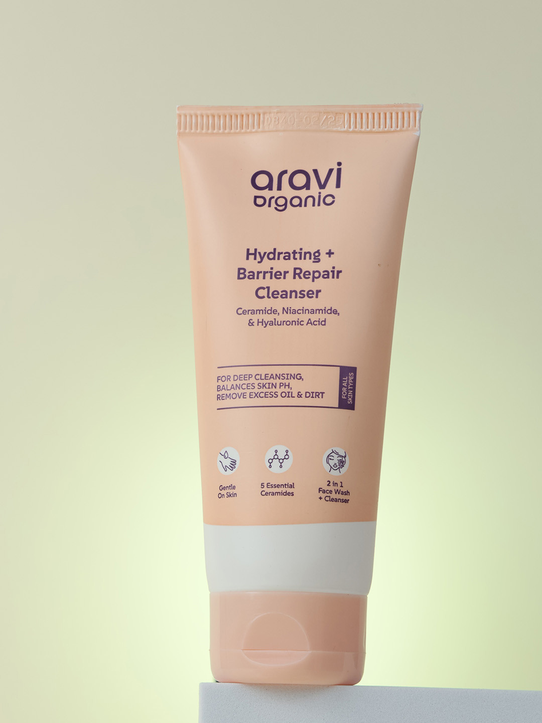 Aravi Organic Hydrating Barrier Face Wash Ceramide, Niacinamide & Hyaluronic Acid-100ml