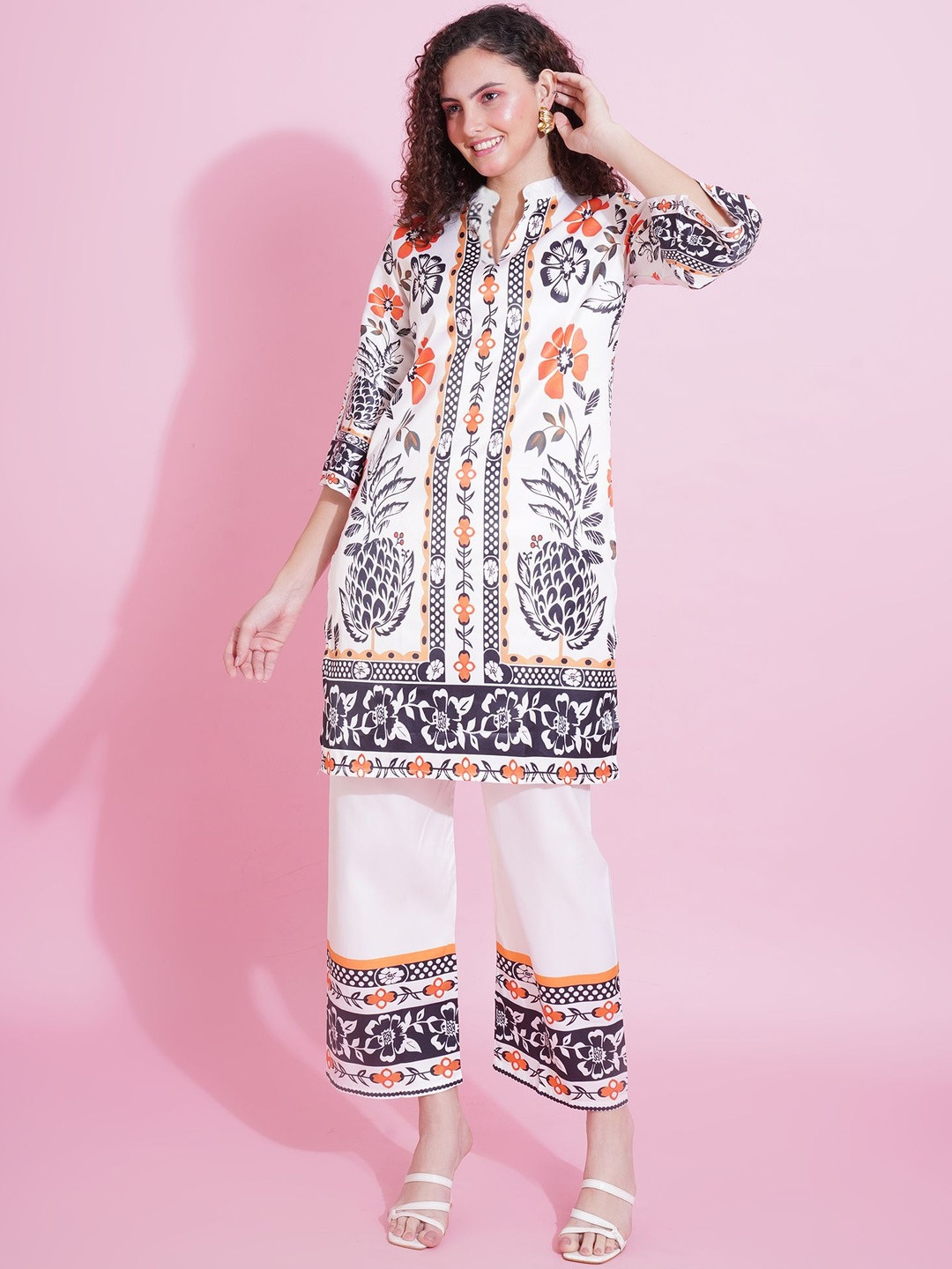 ARV TRENDS Floral Printed Mandarin Collar Satin Straight Kurta With Trousers
