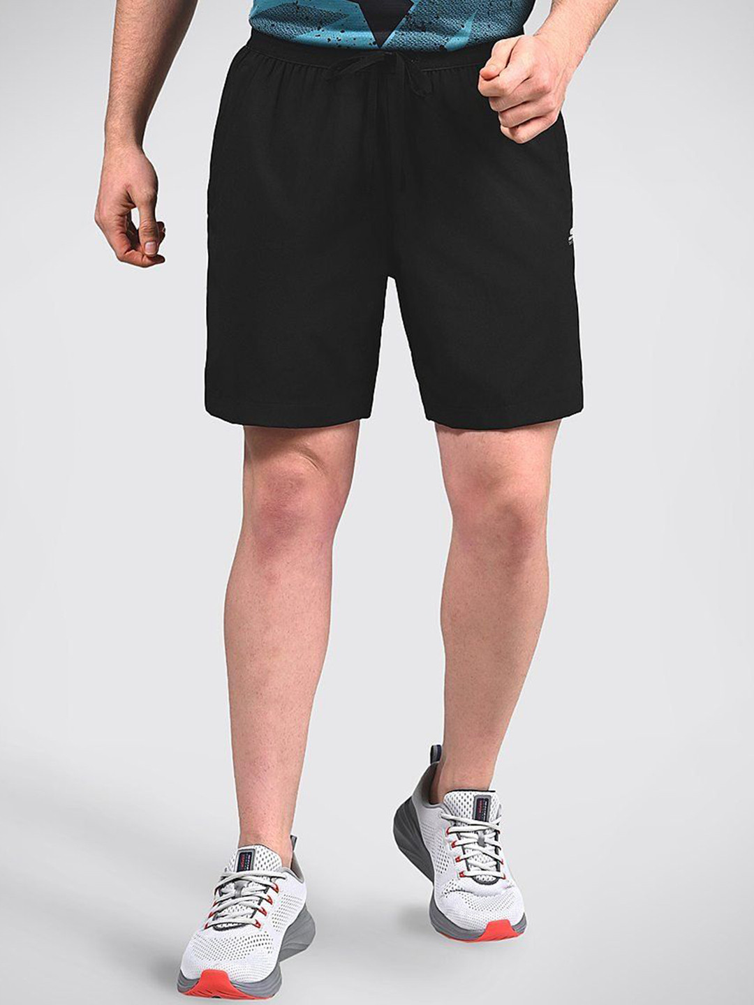Skechers Men Monogram Mid Rise  Shorts