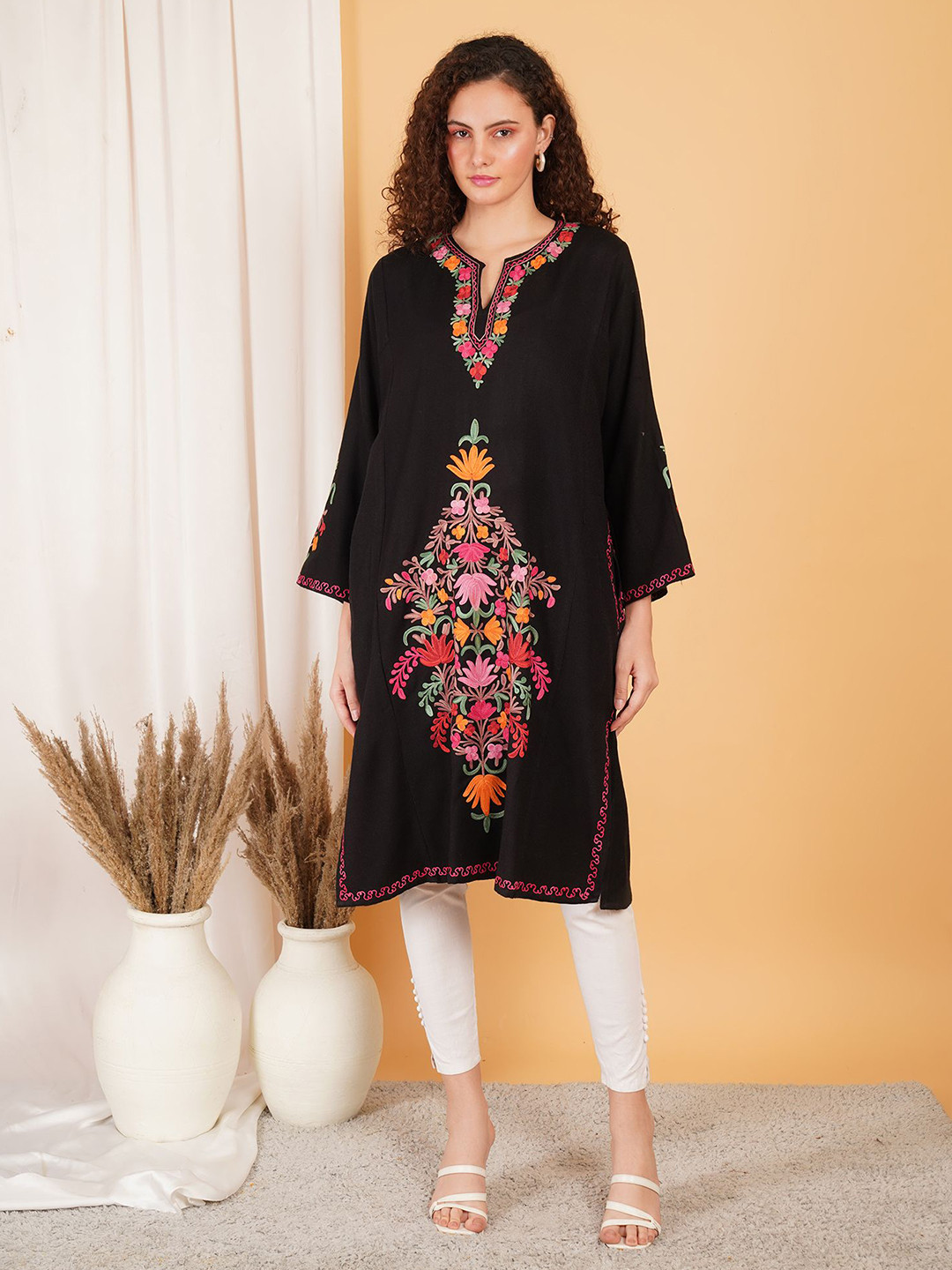 CRAFTBAZAR Women Floral Embroidered Flared Sleeves Thread Work Phiren Kurta