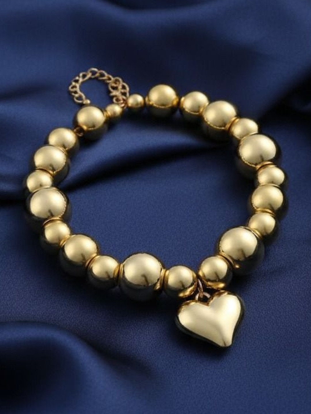 Nui Korean Heart Shaped Statement Necklace