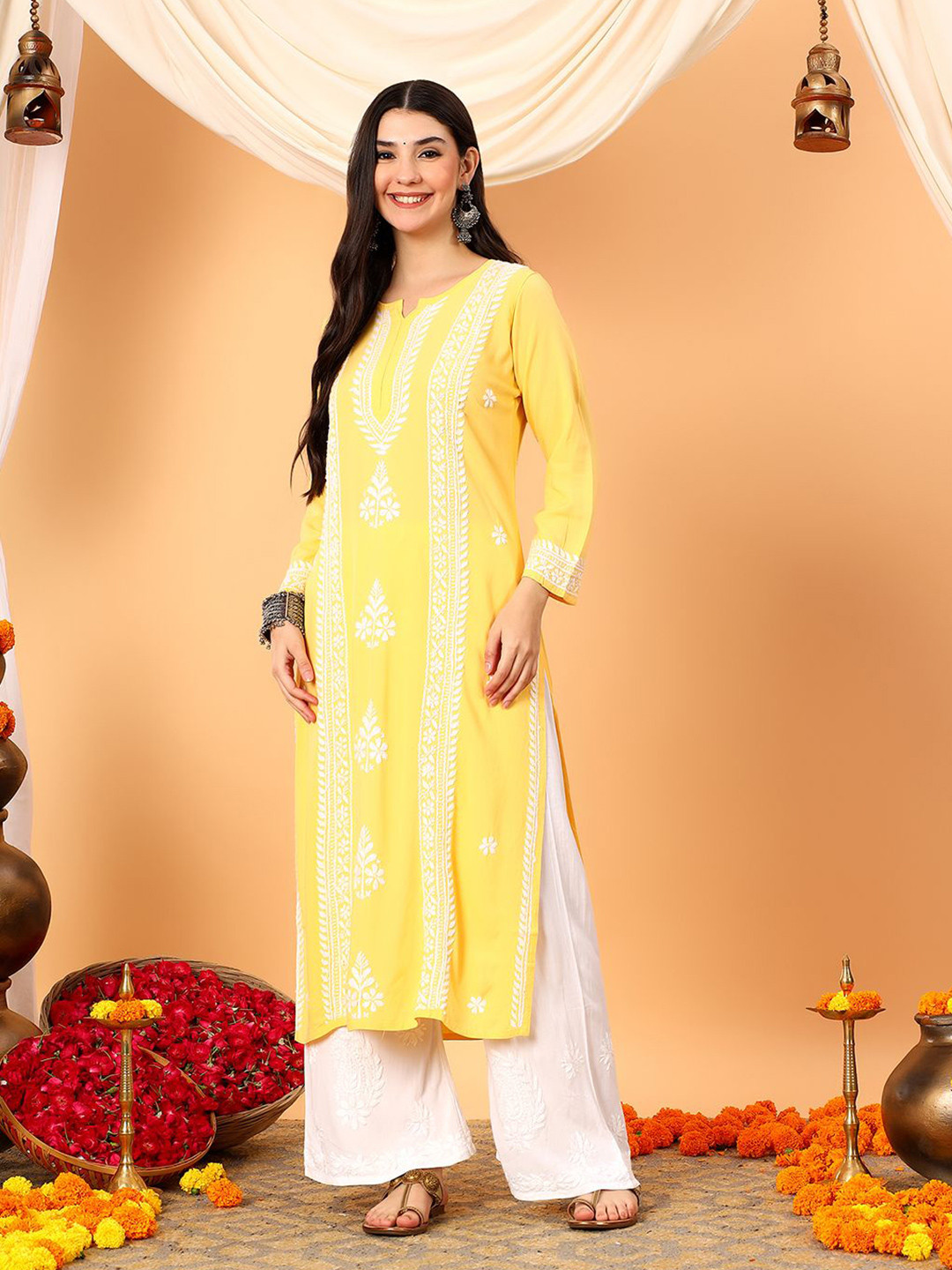 Poshak Chikan Studio Floral Embroidered Chikankari Indie Florals Straight Kurta