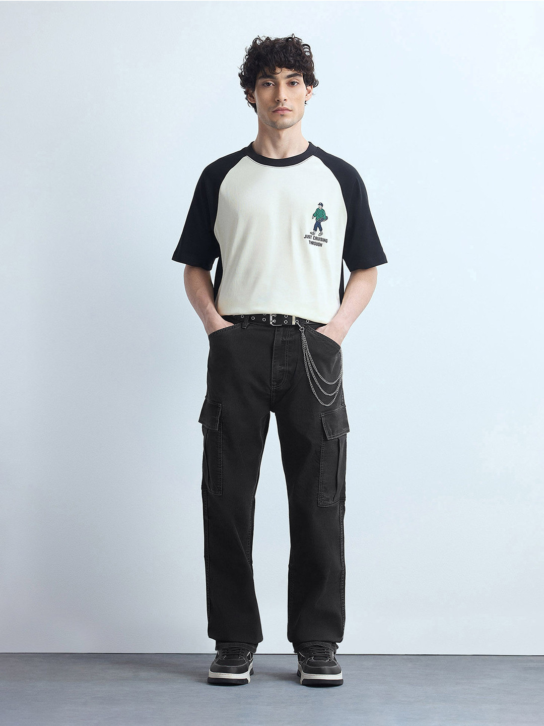 Flying Machine Men Cobain 90's Relaxed Fit Mid-Rise Cargo Styles Jeans