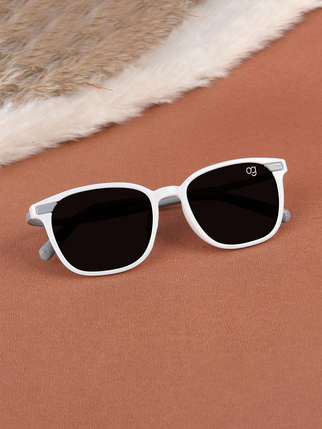 Woggles Kids Full Rim Square Sunglasses With UV Protected Lens WOKD-PSQ-703C4