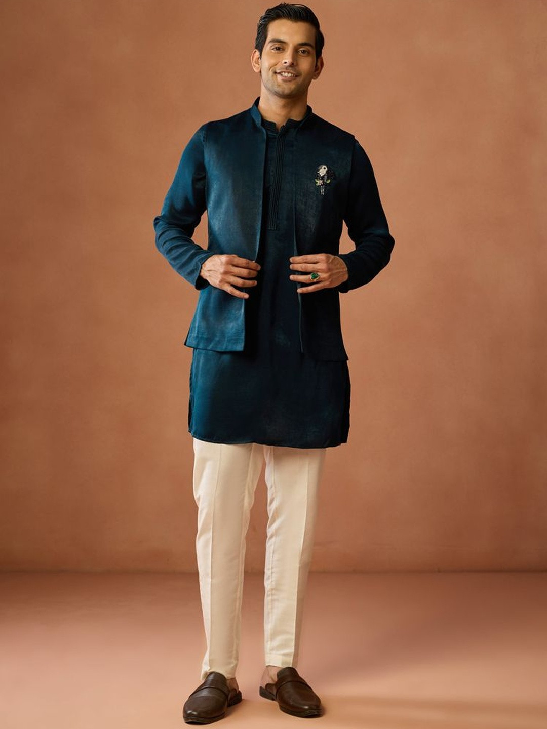 KISAH Mandarin Collar Long Sleeves Kurta With Trousers & Front Open Nehru jacket