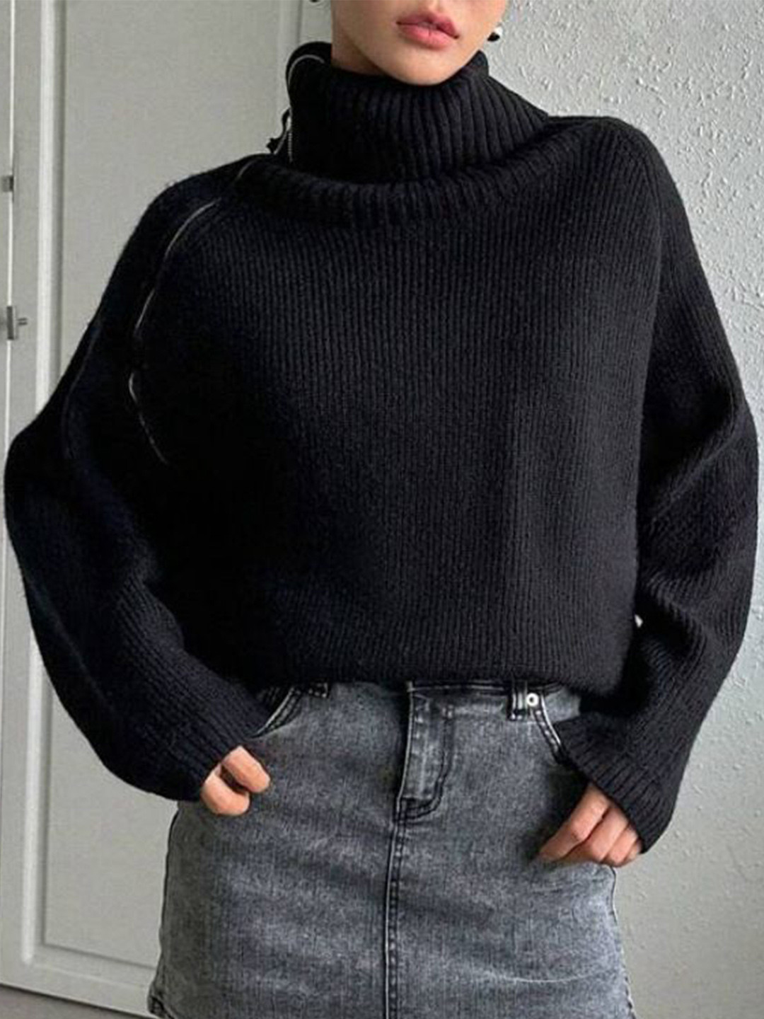 StyleCast Women Ribbed Off-Shoulder Zip-Up Longline Pullover Sweater