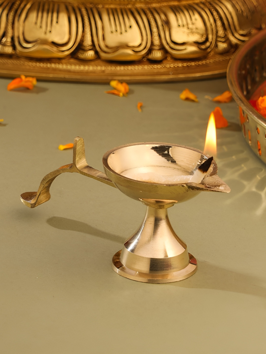 Vedansh Craft Gold Toned Textured Eco Friendly Aarti Diya With Handle