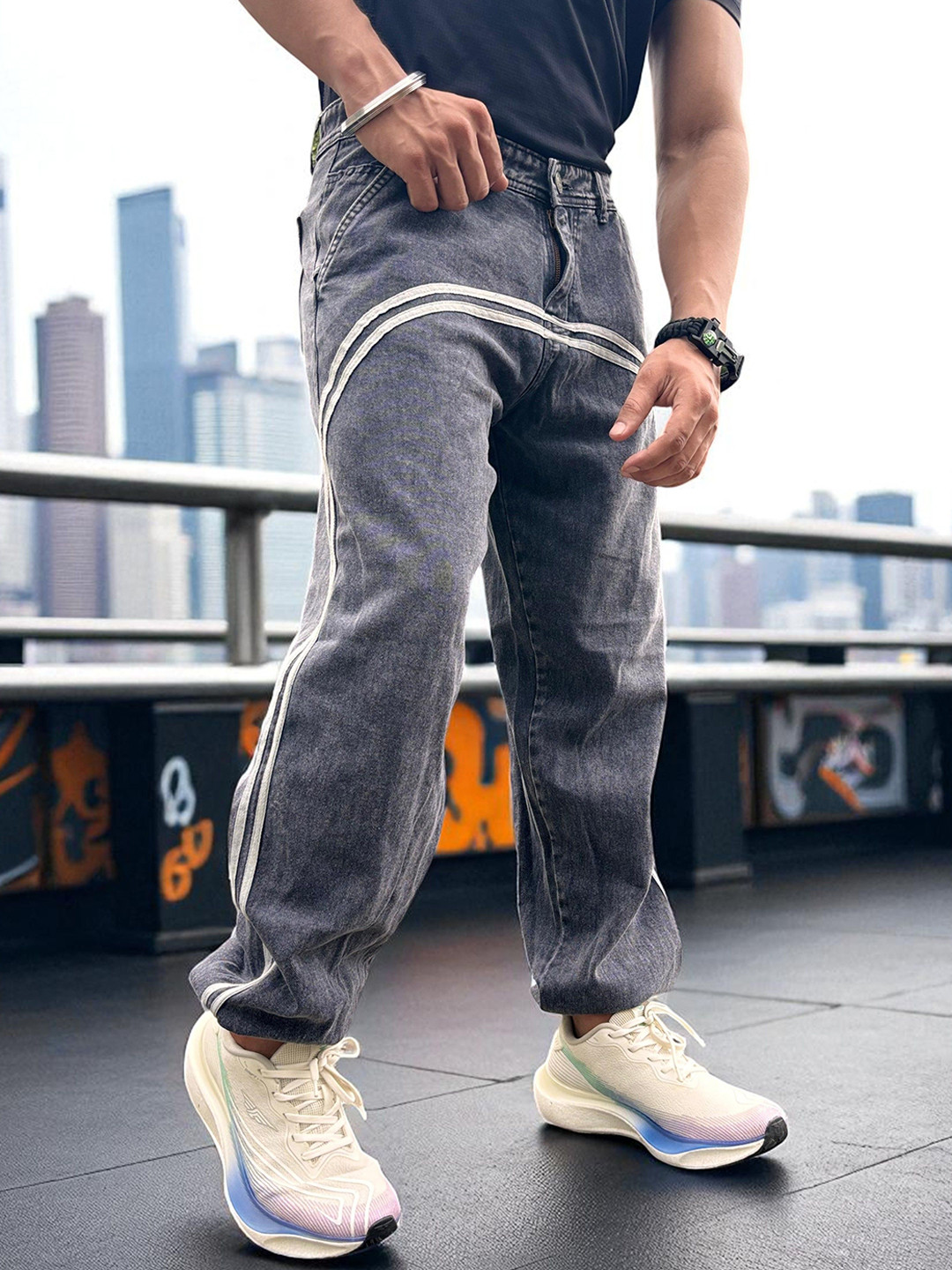 styzon Men Track Jogger Mid-Rise Light Fade Jeans