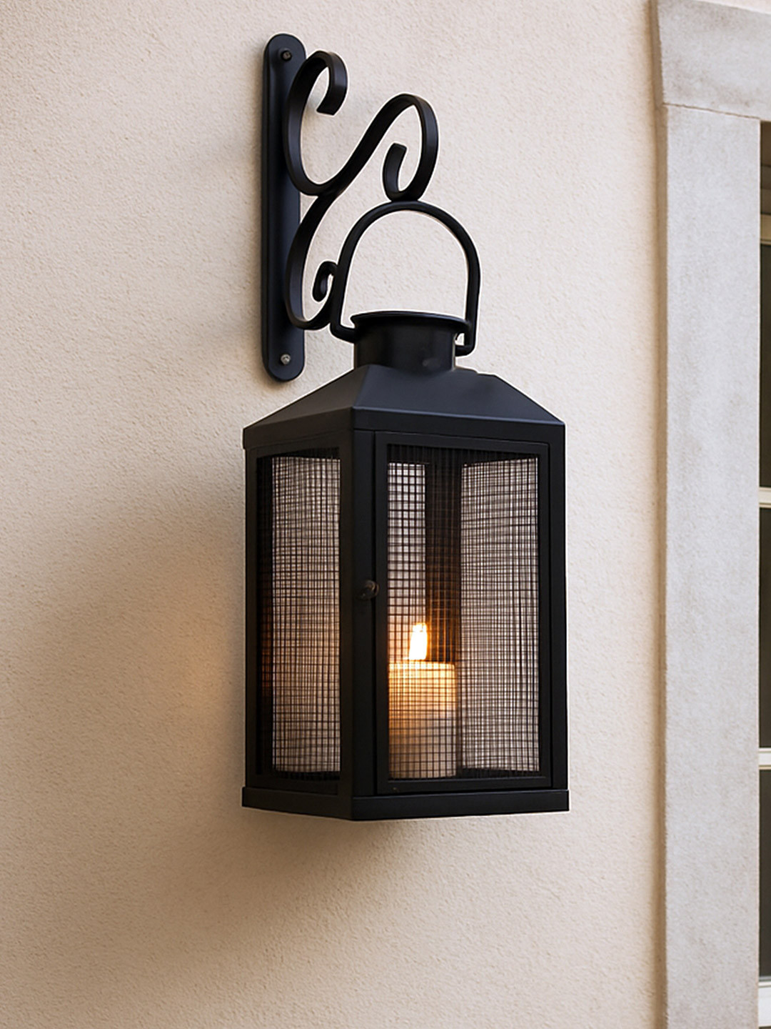 Homesake Black Waterproof Iron Lantern & Candlw Tealight String Lights