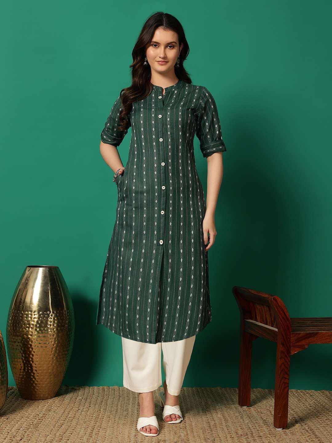 VAALI Women Woven Design Mandarin Collar Kurta