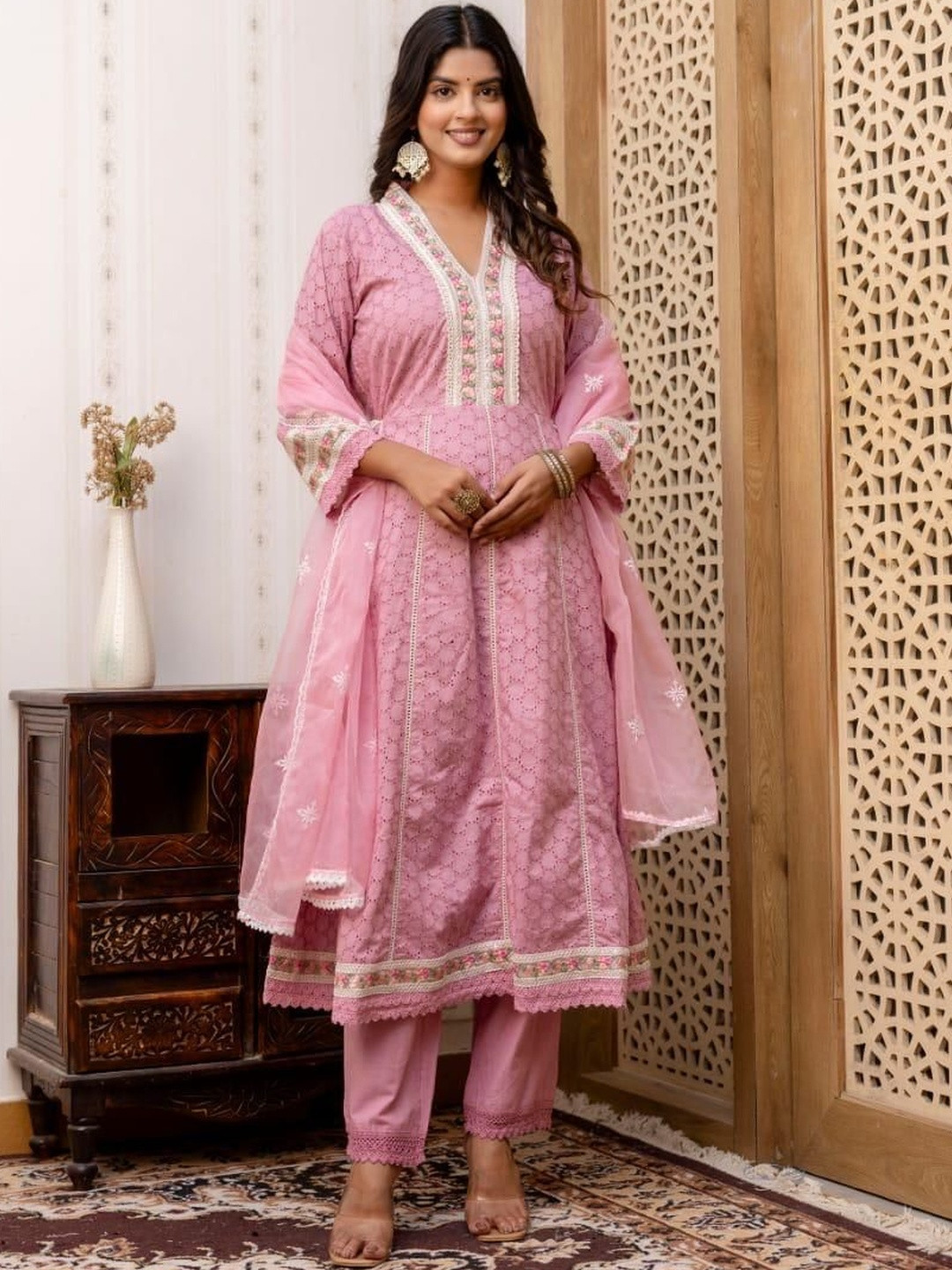 Parth Creations Women Ethnic Motifs Embroidered Panelled Thread Work Kurta with Trousers & With Dupatta