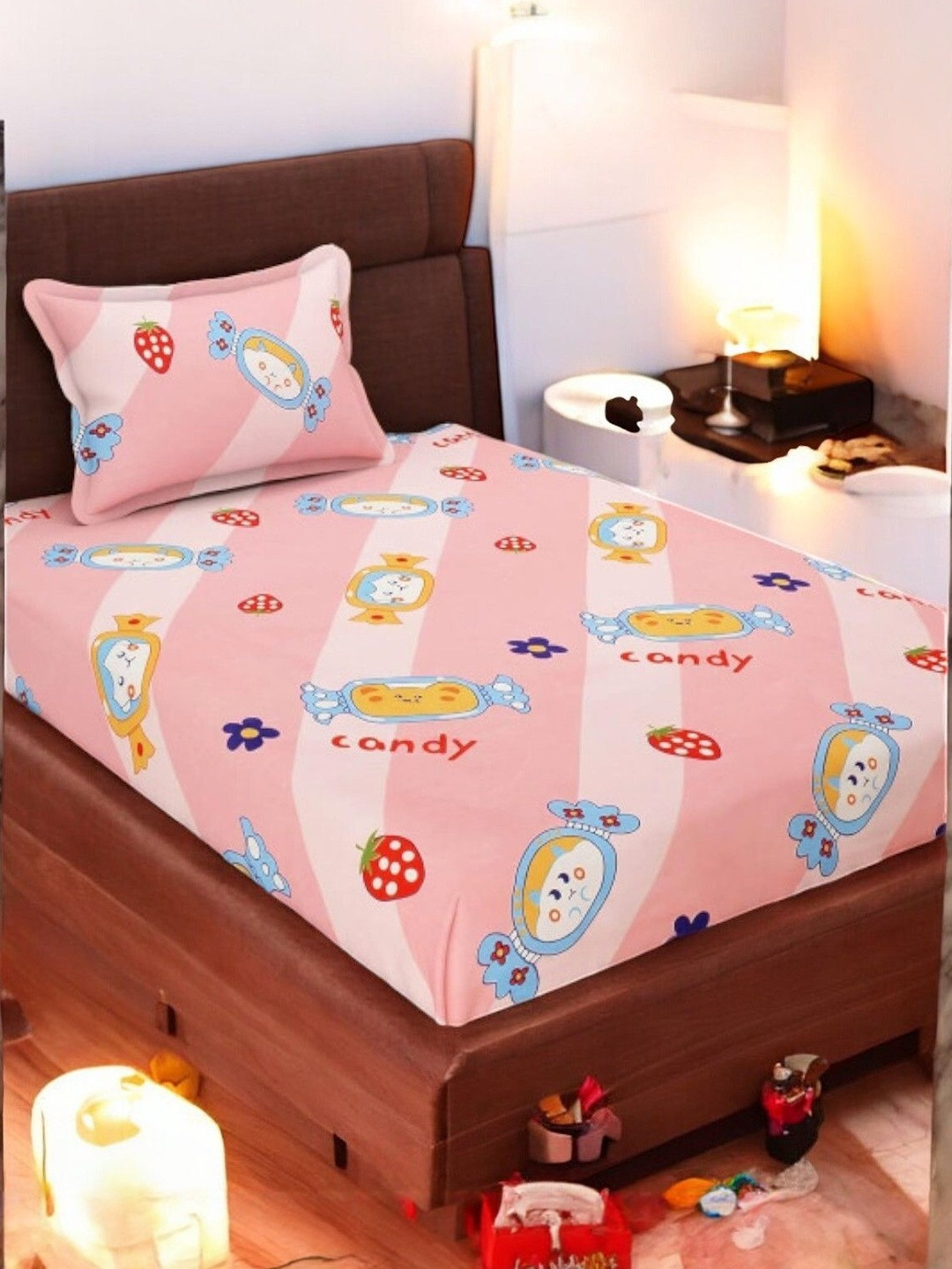WELLNEST 110 TC Single Bedsheet with Pillow Covers