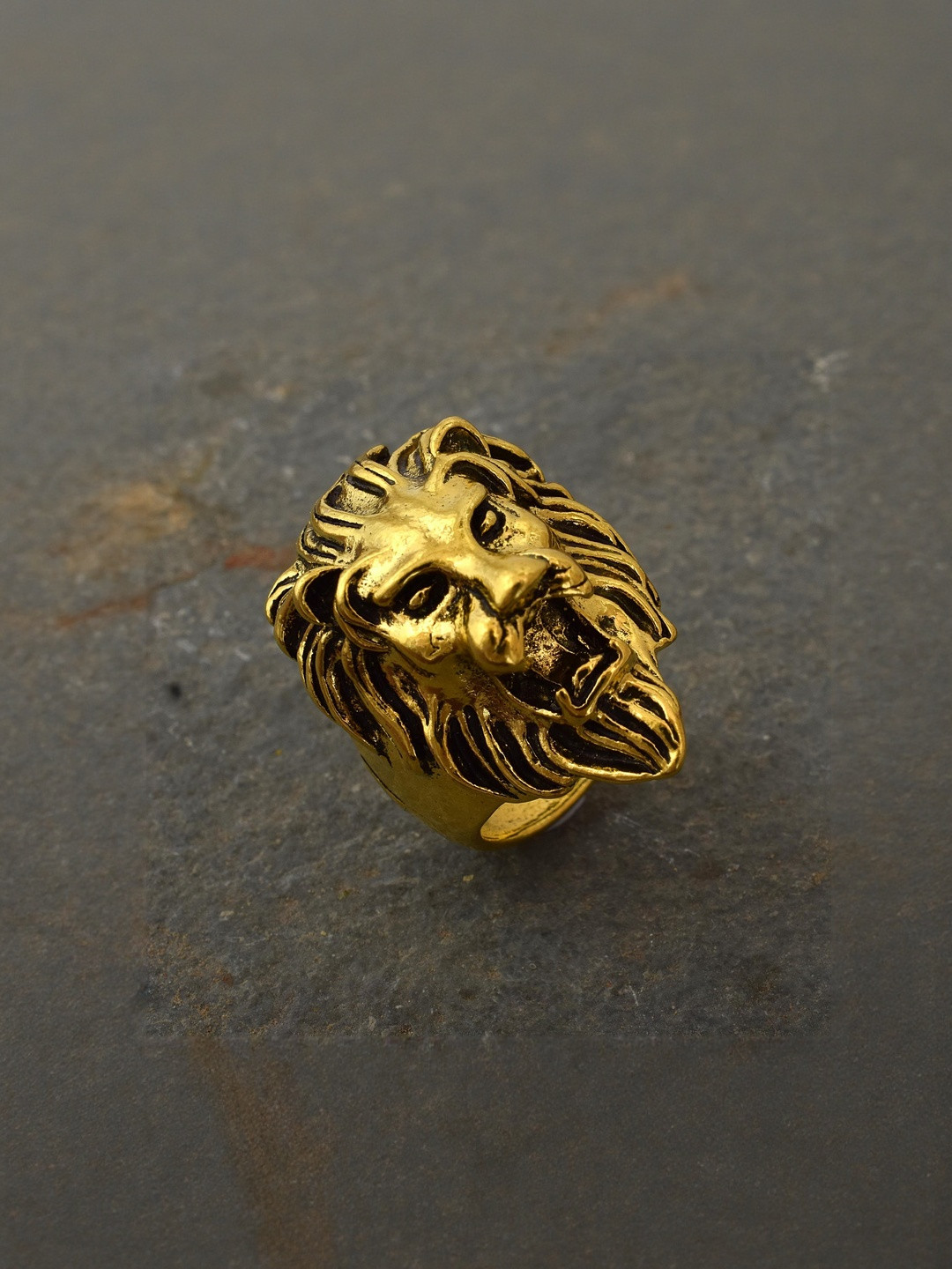 DZINETRENDZ Unisex Gold Plated Lion Design, Macho Finger Ring