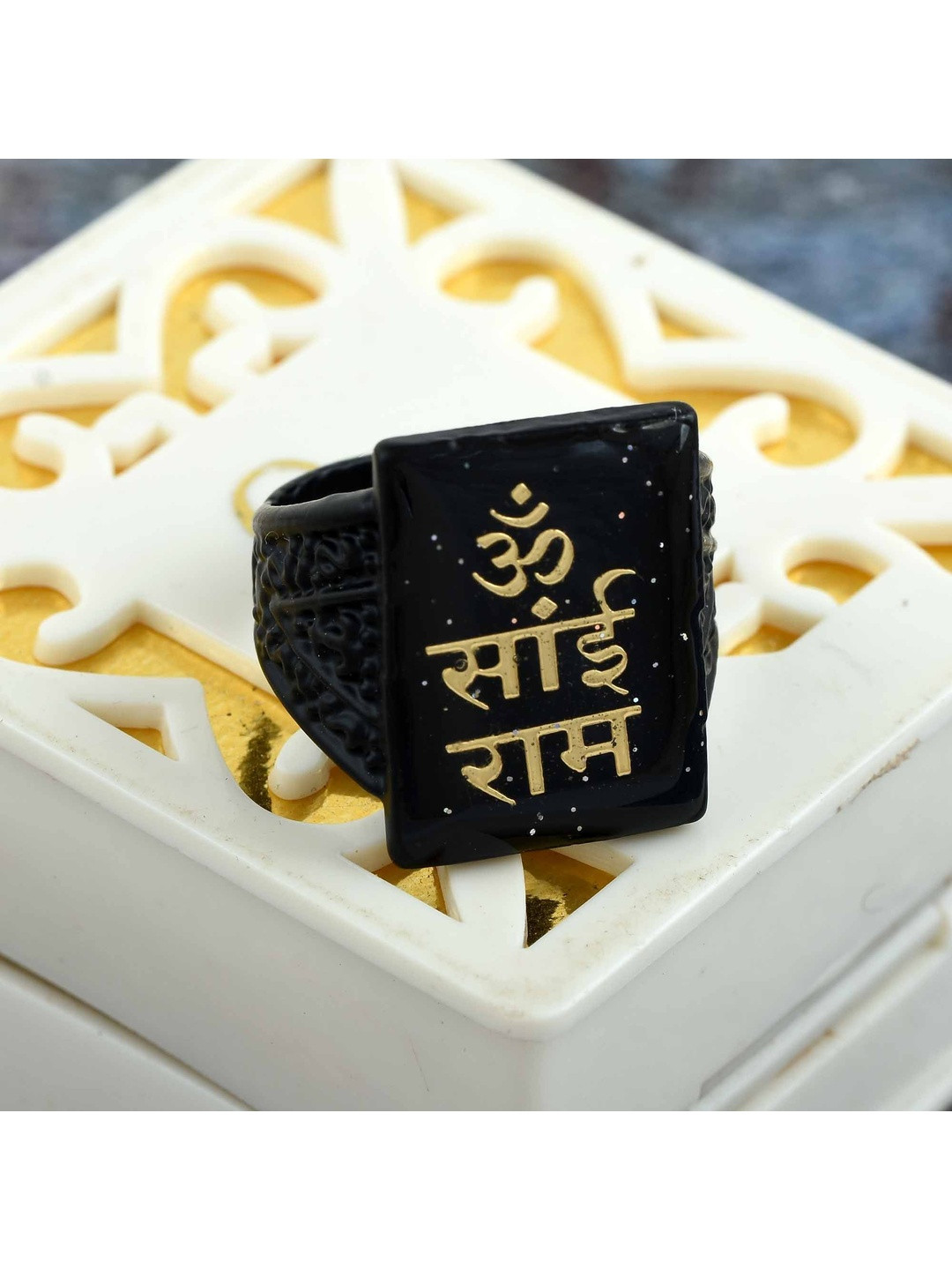 DZINETRENDZ Lettered OM SAI RAM Fashion Finger Ring