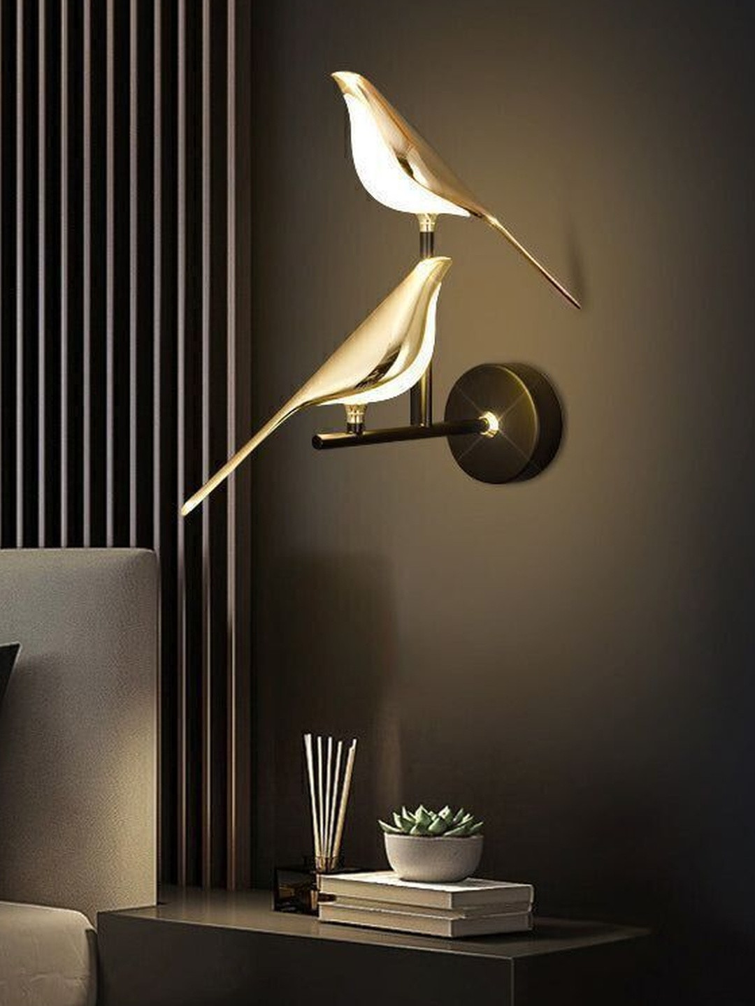 HomesElite Off White & Gold-Toned Metal Birds Wall Lamp