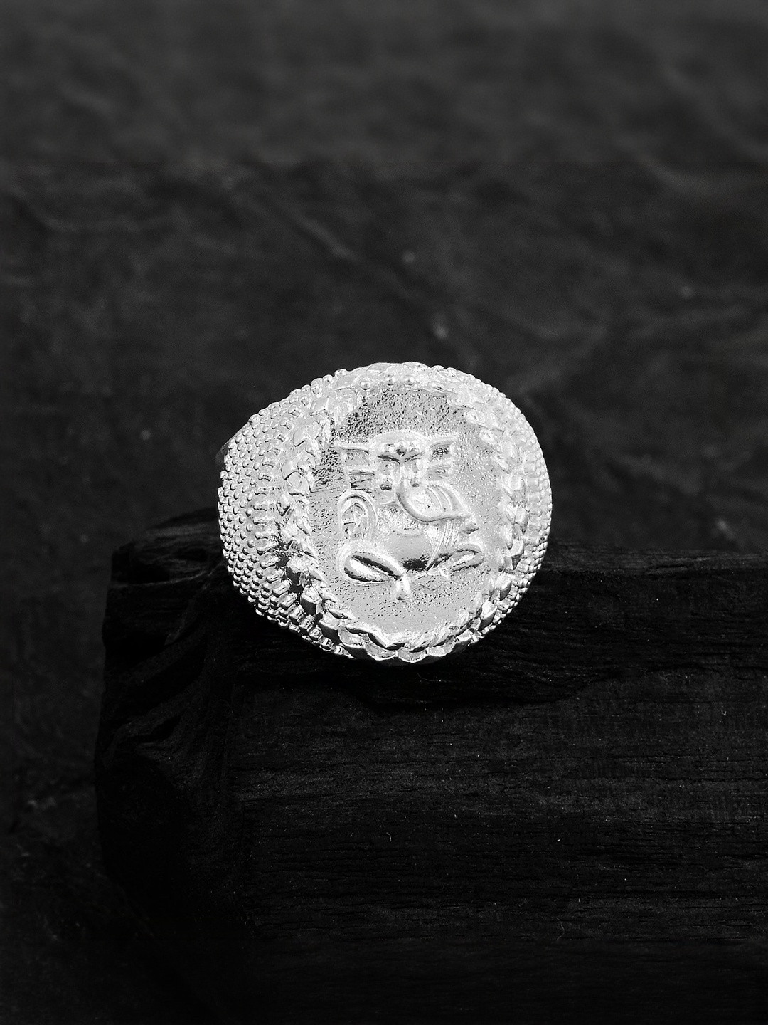 DZINETRENDZ Unisex Silver-Plated Ganesh Goddess Finger Ring