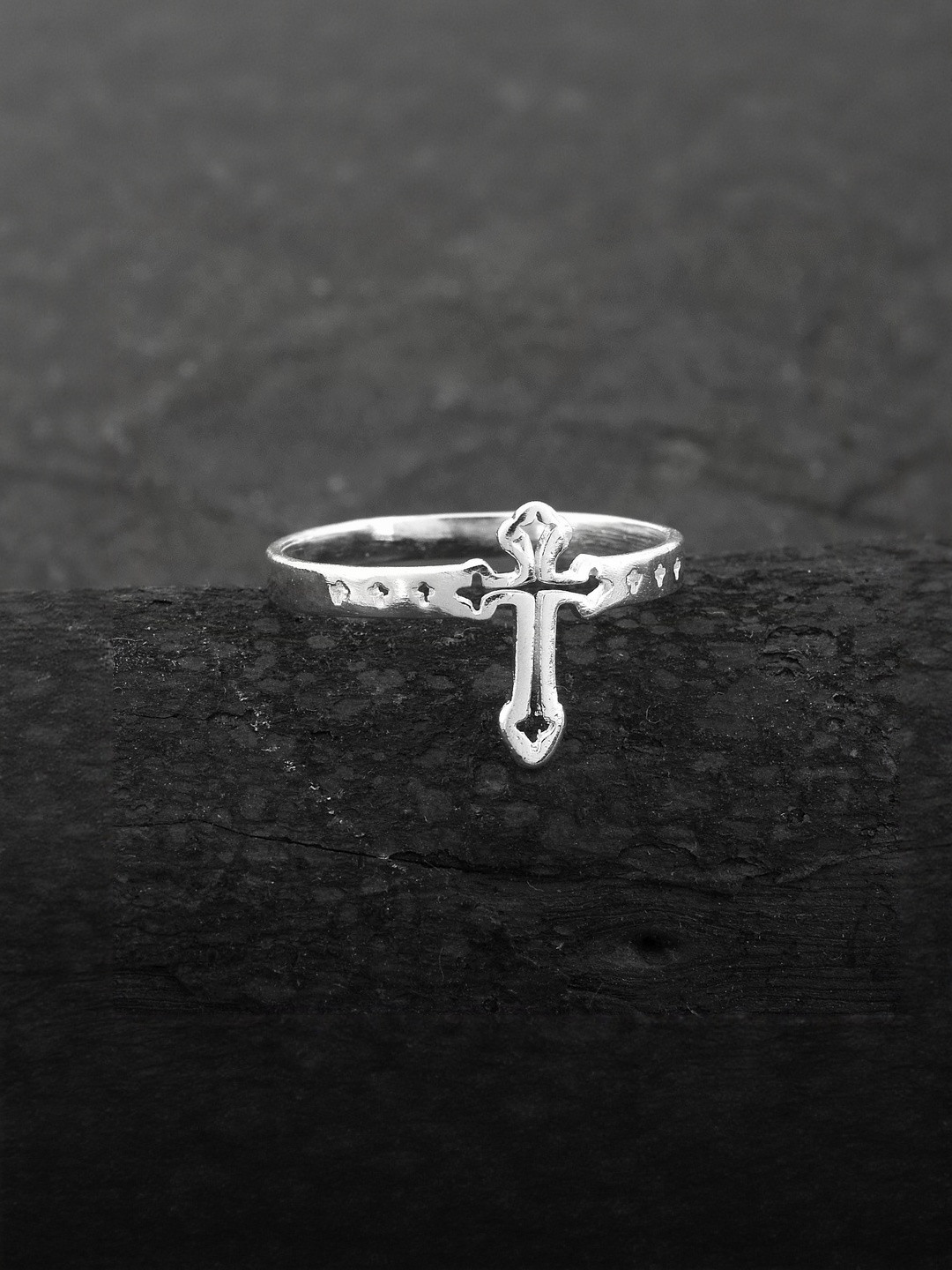 Brass Silverplated Catholic Jesus Christ Crucifix Cross Fingerring Christian