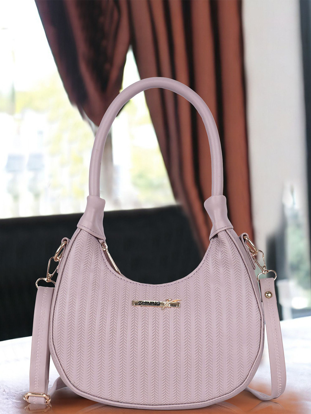 SHINING STAR Women Textured Half Moon Quilted Shoulder Bag