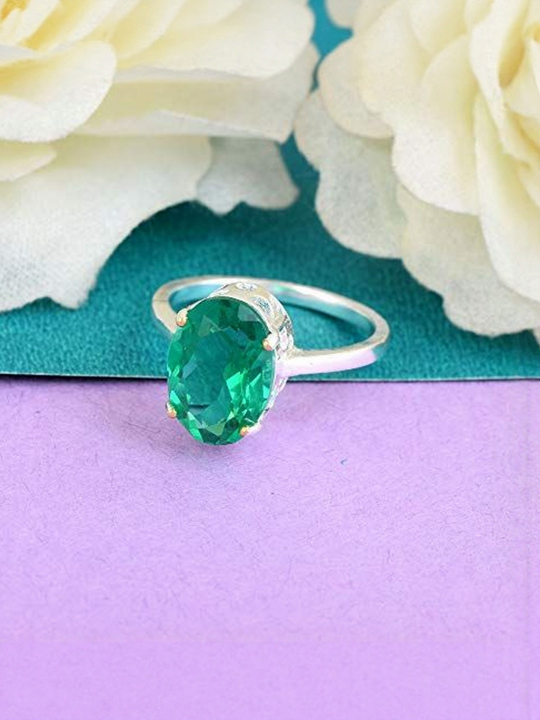 DZINETRENDZ Unisex Silver-Plated Emerald Studded Oval Shaped Finger Ring