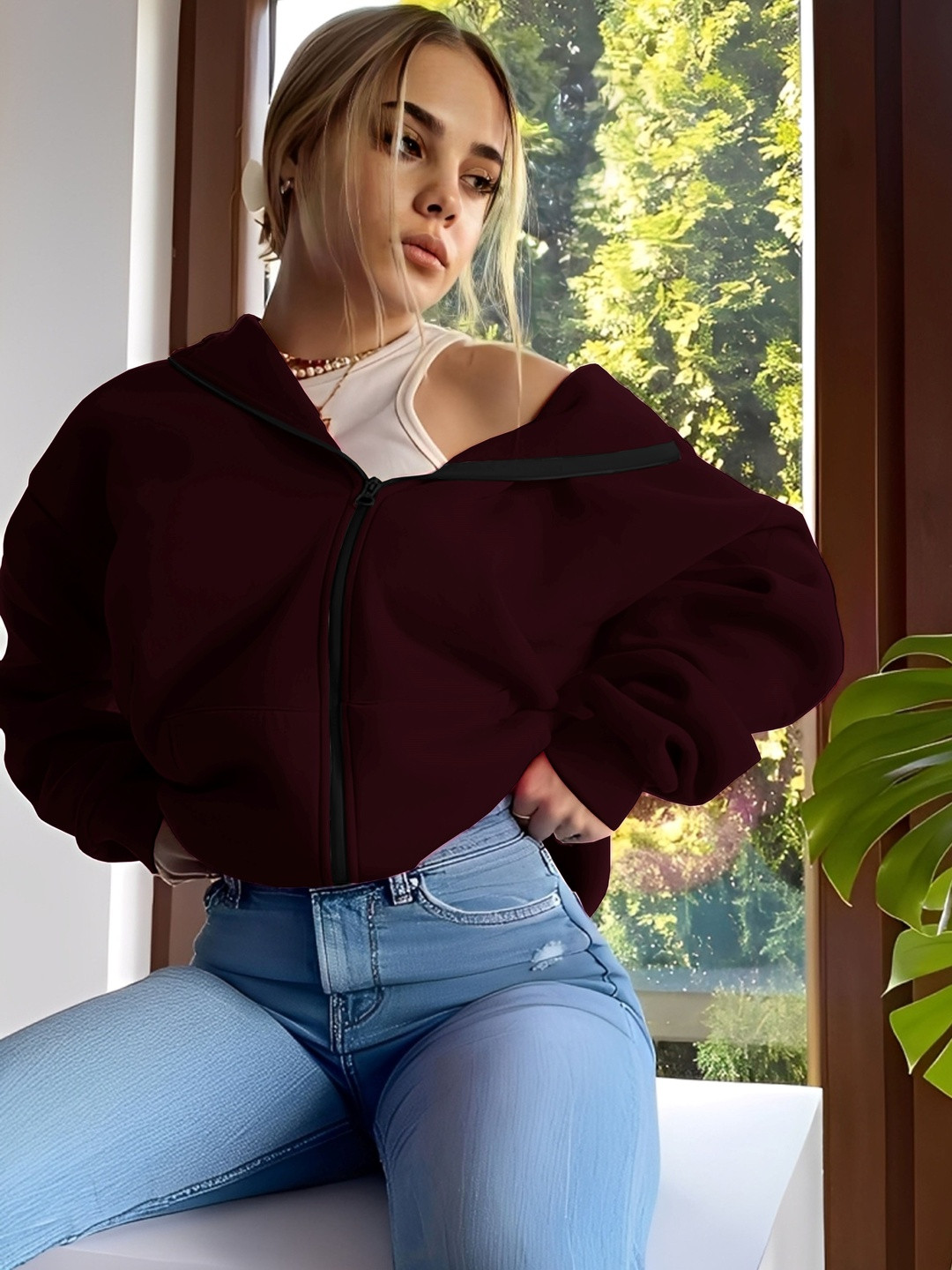 Kushi Flyer Women Maroon Hooded Fleece Crop Sweatshirt