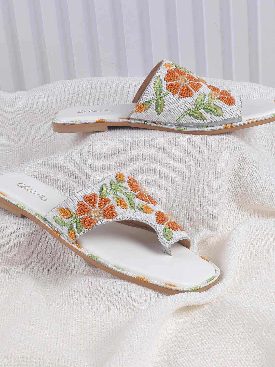 Cheemo Women Ethnic - Embellished One Toe Flats