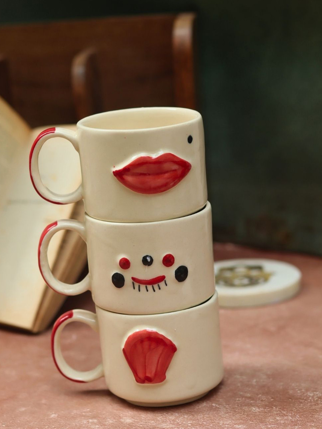 WEAVING HOMES White & Red 3 Pieces Happy Faces Ceramic Glossy Mugs-200 ml Each