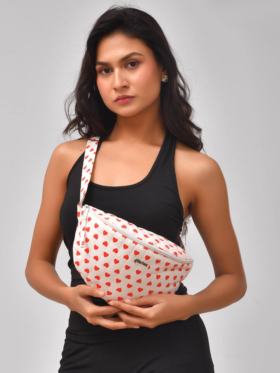 glitchez Women Heart Crossbody Sling Bag