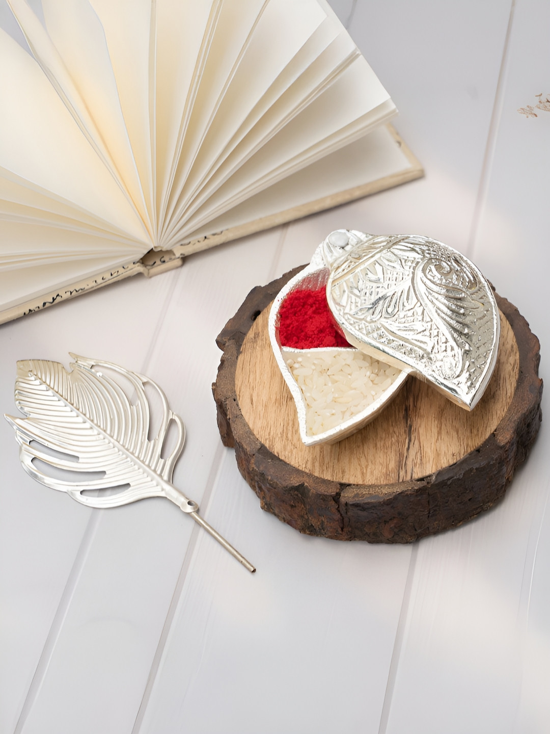 The Zappy Box Silver-Toned 2 Pieces Textured Kumkum Box With Feather Tilak Dani Set