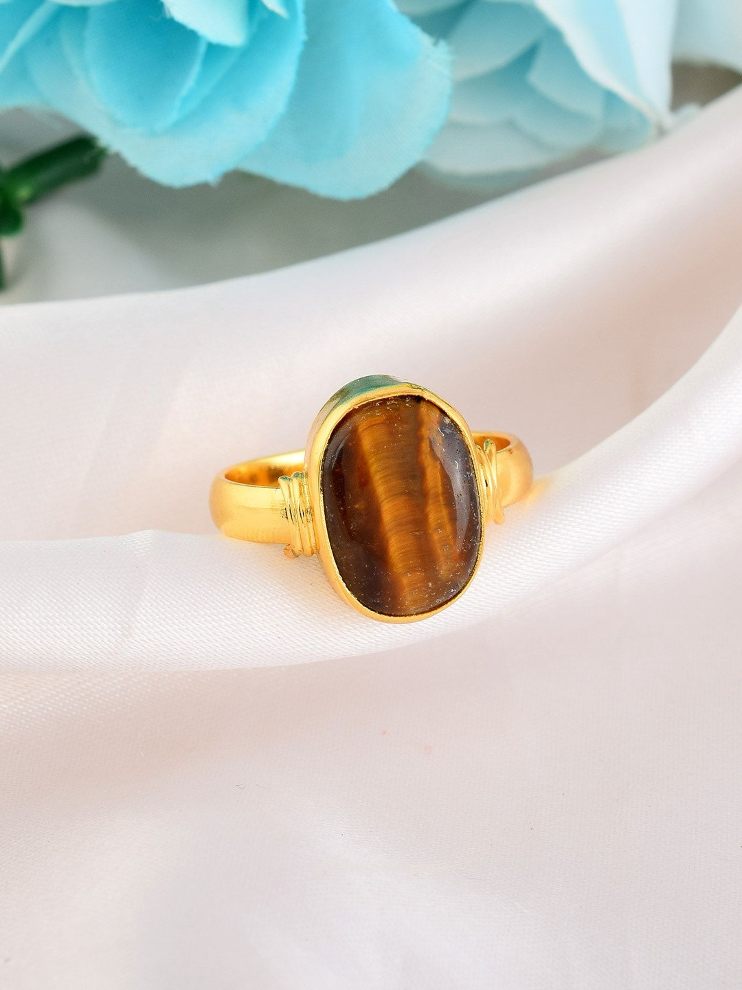 Brass Goldplated Cats Eye Lehsuniya Rashiratan Astrology finger ring