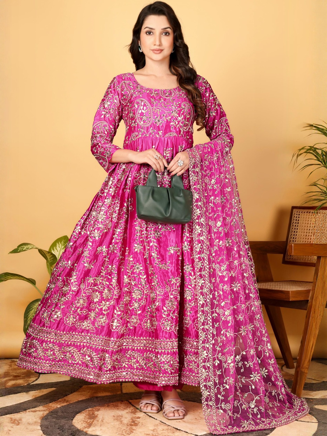 Aavisa Queency Ethnic Motifs Embroidered Regular Chinon Kurta With Palazzos & Dupatta