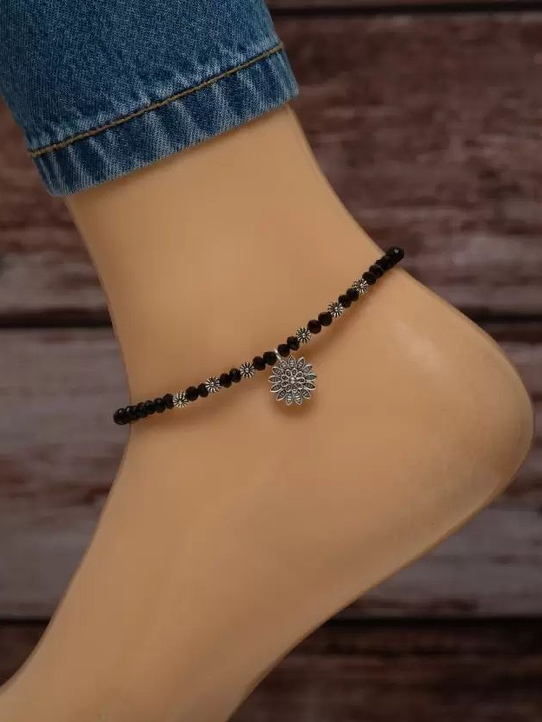 18 Fashion Street Women Silver-Plated Oxidised Artificial Beads Anklet